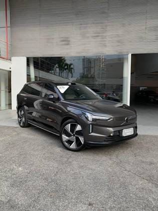VOLVO EX90 P8 RECHARGE TWIN ELECTRIC PERFORMANCE ULTRA AWD VOLVO EX90 P8 RECHARGE TWIN ELECTRIC PERFORMANCE ULTRA AWD